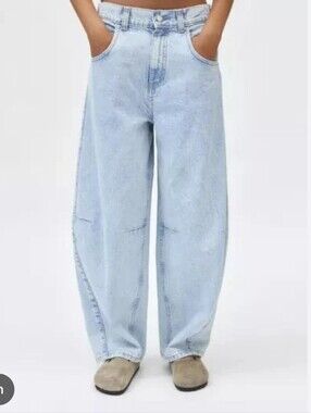 Fourth + Bay Barrel Style Jeans